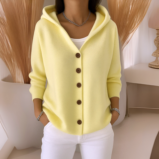 Felicia | Trendige Strickjacke mit Kapuze