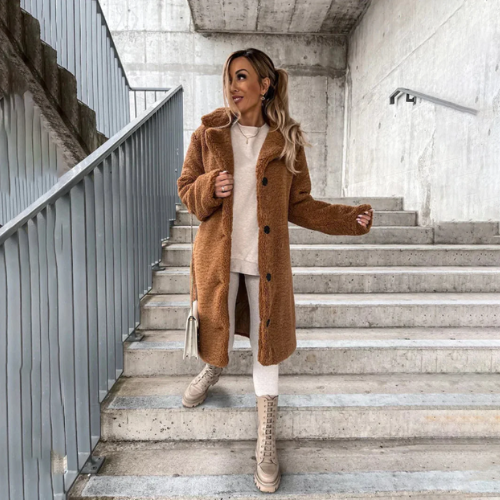 Hanne-Trud | Winterjacke aus weichem Plüsch mit Knopfleiste