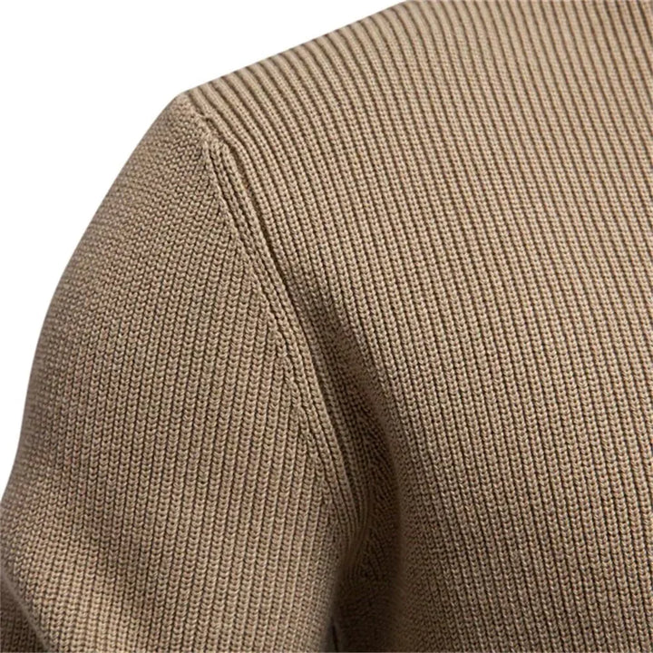 Konrad | Stilvoller Herrenpullover mit Knopfdetails