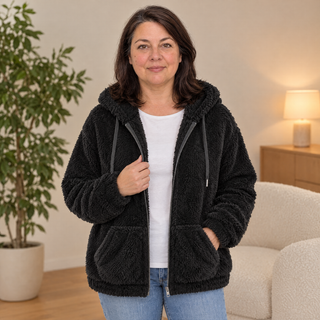 Sophie | Flauschige Kapuzenjacke mit Reißverschluss