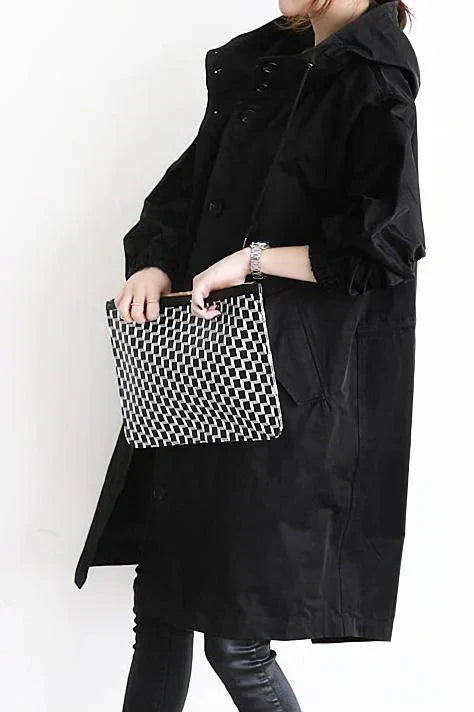 Ingeborg | Regenjacke mit Knopfleiste und verstellbarer Kapuze