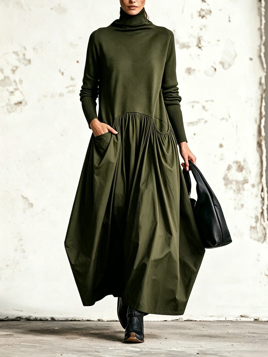 Mila Oversize-Maxikleid mit Rollkragen in Grün