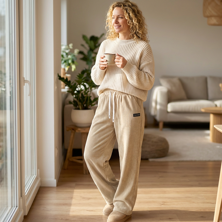 Hanna | Cordhose mit weitem Bein und Kordelzug