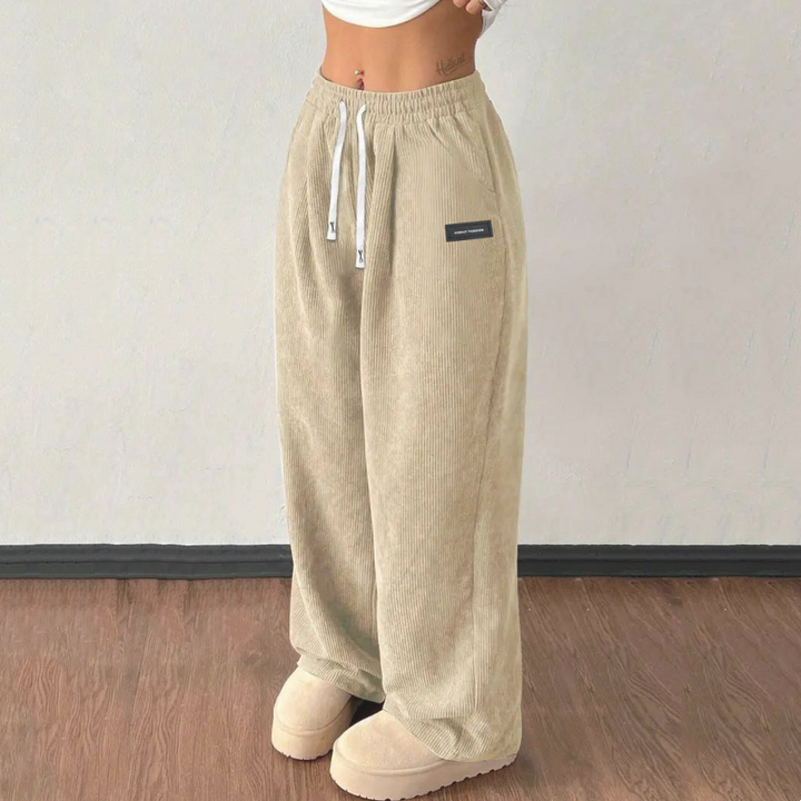 Hanna | Cordhose mit weitem Bein und Kordelzug